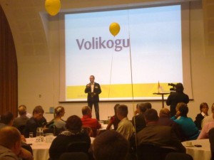 Volikogu esimees Kristen Michal kõnelemas
