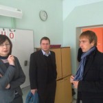 Päinurme kooli direktor Eevi Tüüna, Koigi vallavanem Kristjan Kõljalg ja Riigikogu kultuurikomisjoni liige Lauri Luik