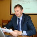 Raportöör Tõnis Kõiv tutvustas raportit