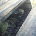 Paneelide paigutus loob võimaluse ajada sinna peale auto ning lasta vana õli maha